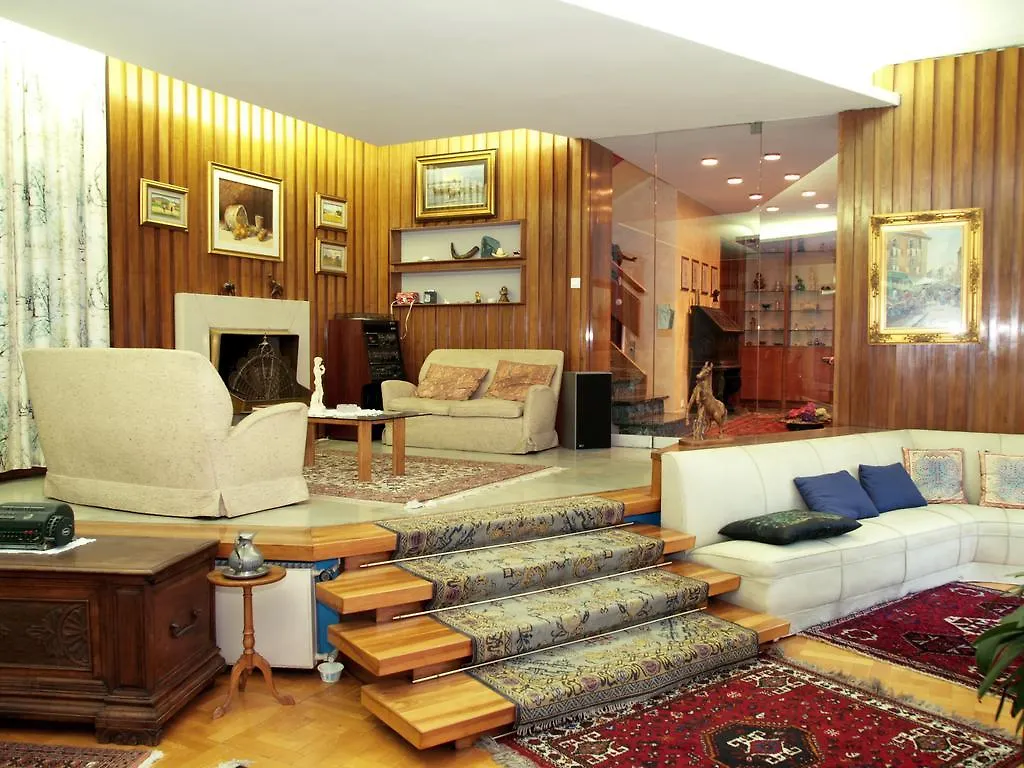 Villa Casagrande Vittorio Veneto 0*,